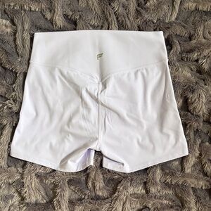 Fabletics PureLUX Shorts – Lilac (Size XL) NWT